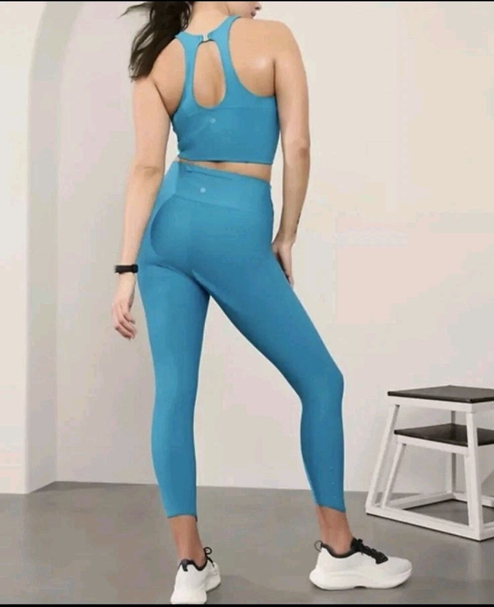 Athleta Ultra High Rise Pacesetter 7/8 Pacific Blue Leggings Size Small